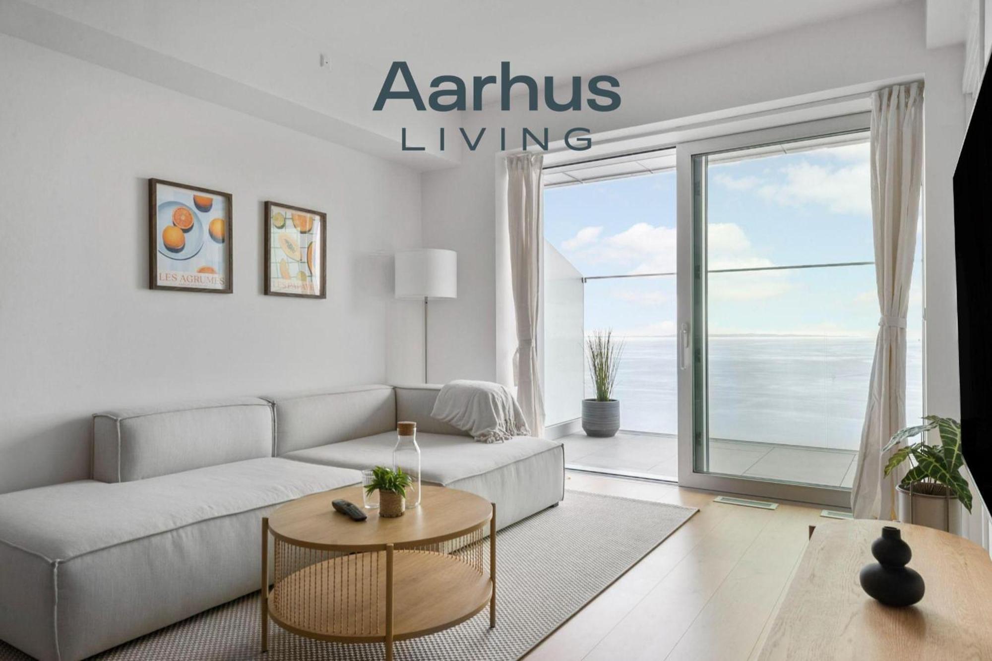 Apartment Endless Ocean Views With Private Balcony *